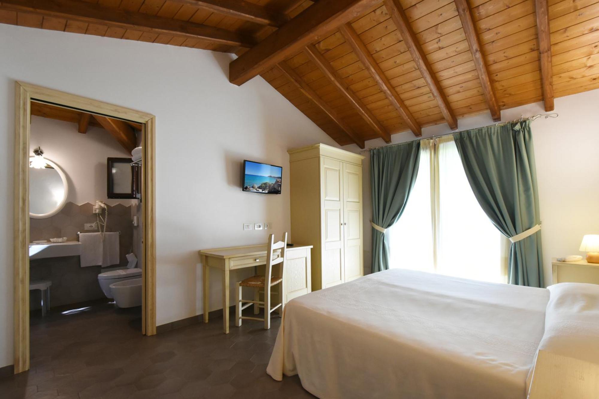Le Anfore Hotel فيلاّسيمِيوس المظهر الخارجي الصورة