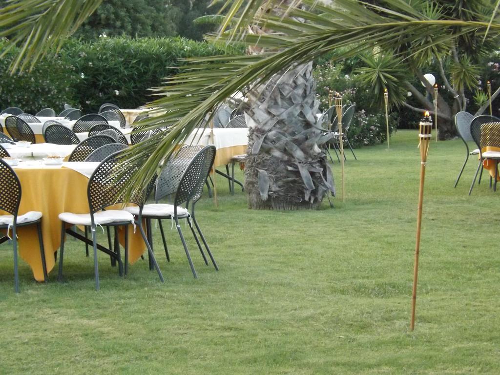 Le Anfore Hotel فيلاّسيمِيوس المظهر الخارجي الصورة